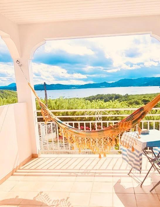 Villa Avec Vue T2 A T5 Duo De La Baie Le Robert Buitenkant foto