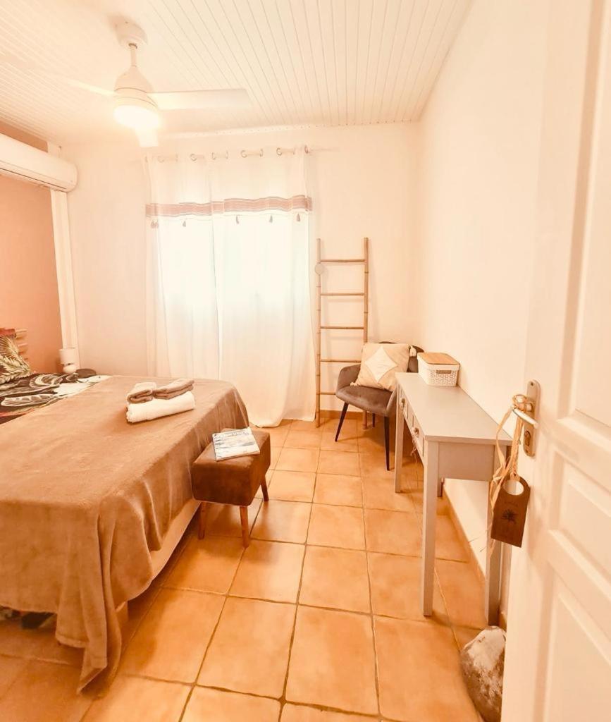 Villa Avec Vue T2 A T5 Duo De La Baie Le Robert Buitenkant foto