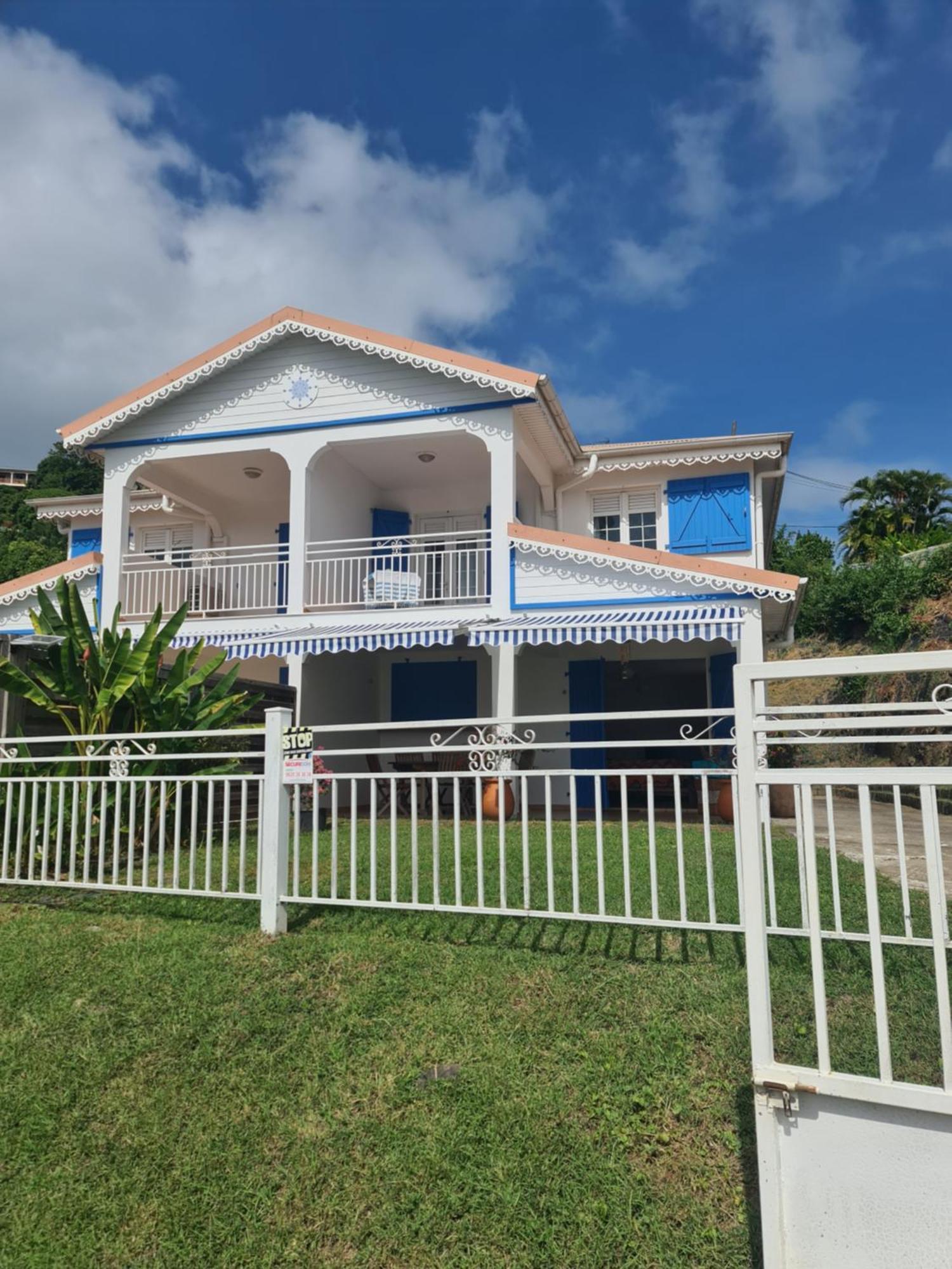Villa Avec Vue T2 A T5 Duo De La Baie Le Robert Buitenkant foto