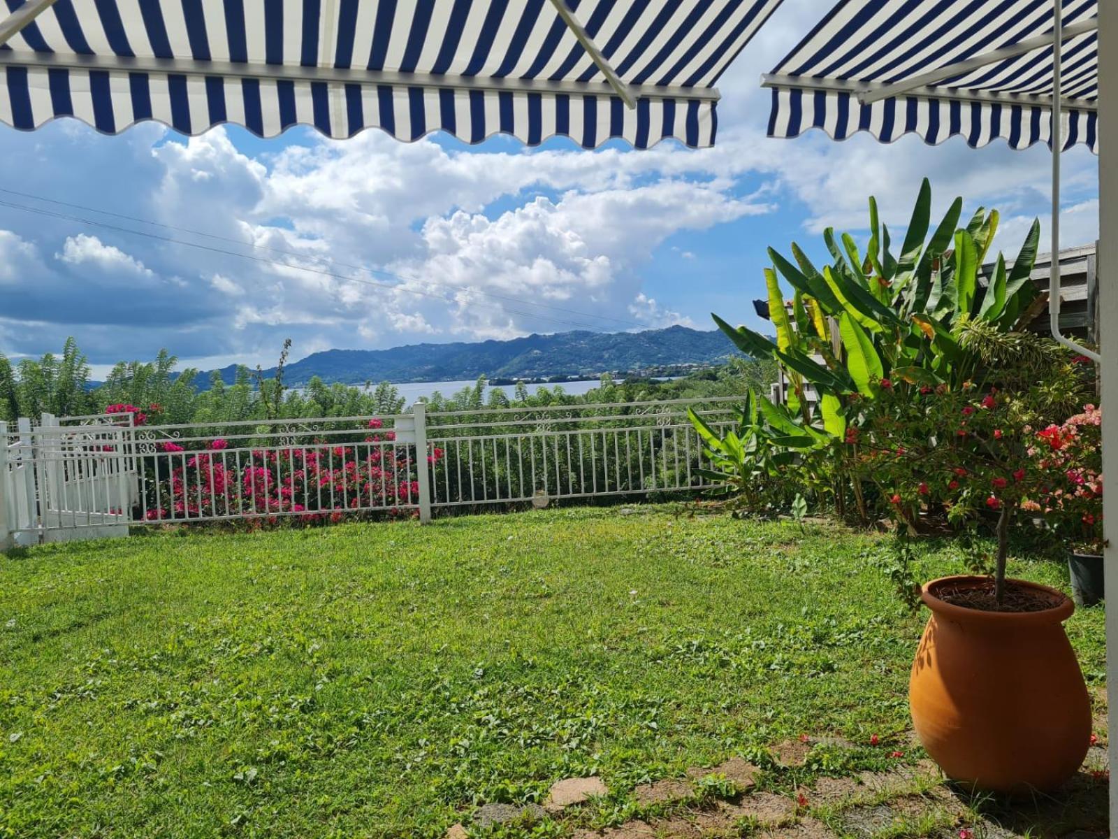 Villa Avec Vue T2 A T5 Duo De La Baie Le Robert Buitenkant foto